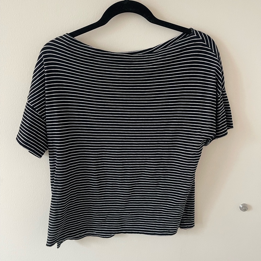 Vince Blue Striped Tee shirt